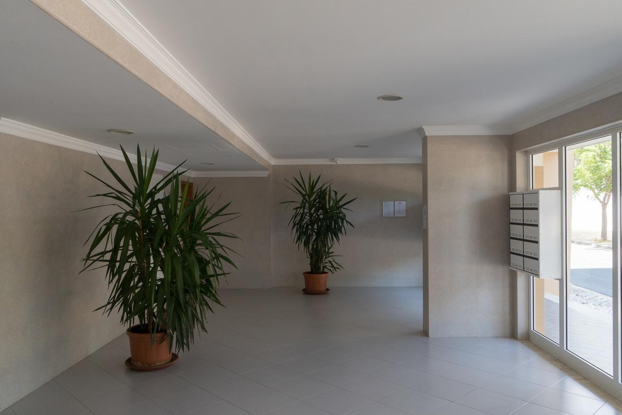 Apartament Colina Ferias- Garagem & Wifi Quarteira Zewnętrze zdjęcie